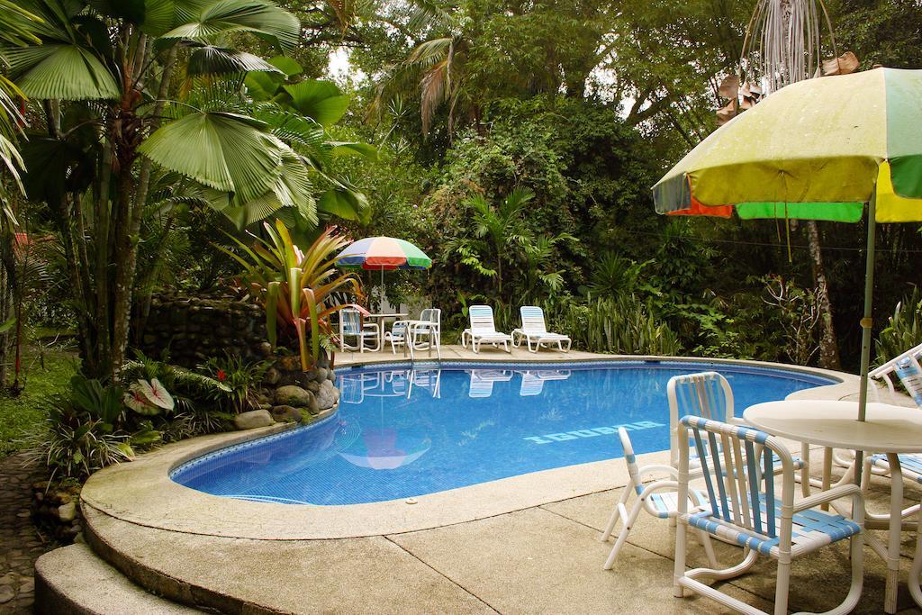 Cabinas Iguana Cahuita Exterior foto